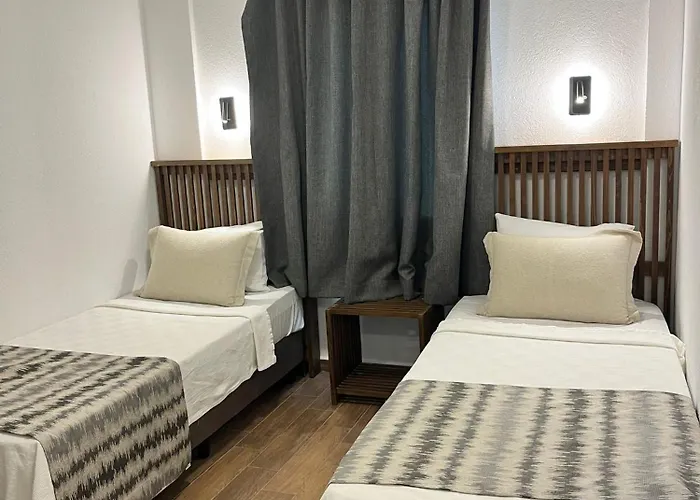 Costa Marina Hotel *